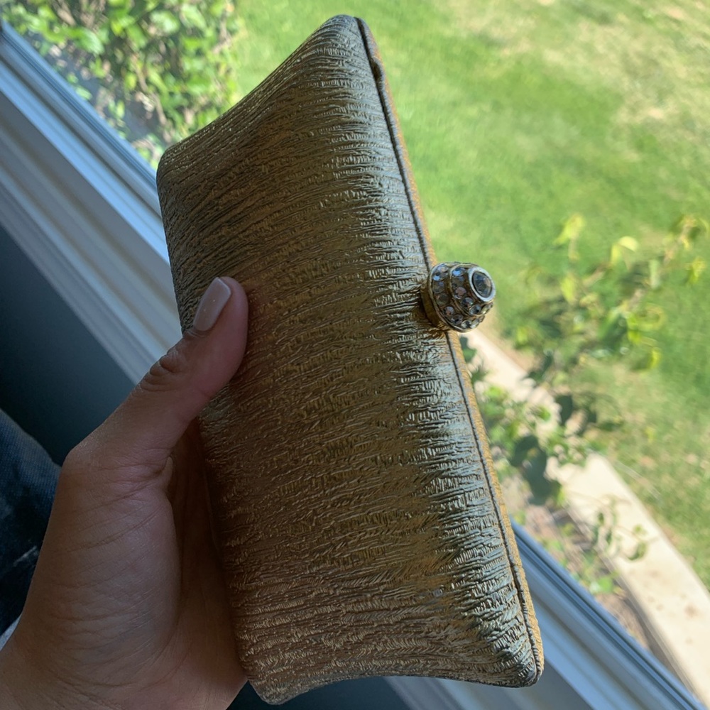 Gold clutch